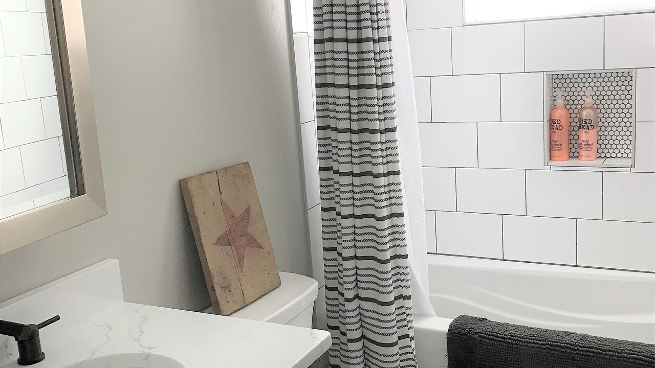 Photo of Bathroom in Okanogan County