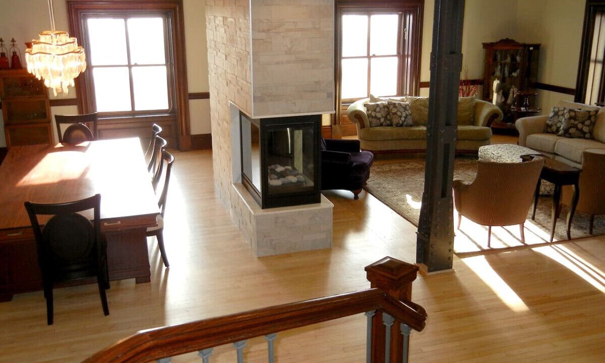 Photo of Livingroom in Downtown Lincoln