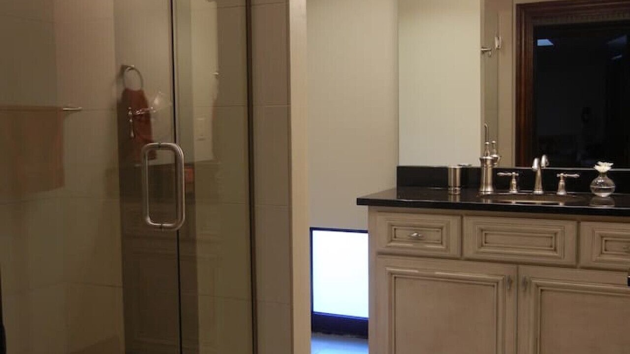 Photo of Bathroom in Downtown Lincoln