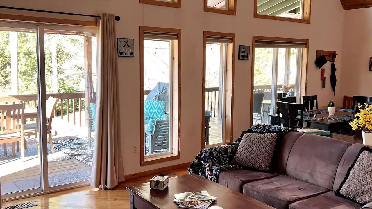Photo of Livingroom in Silver Creek