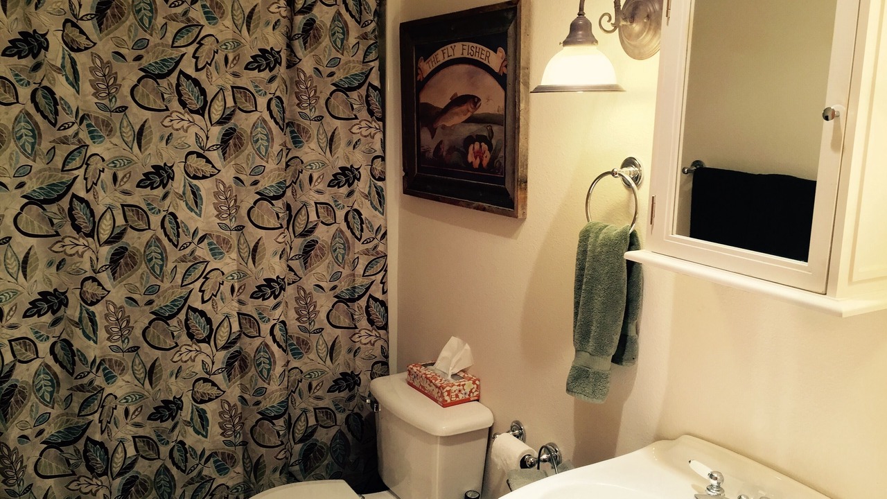 Photo of Bathroom in Silver Creek