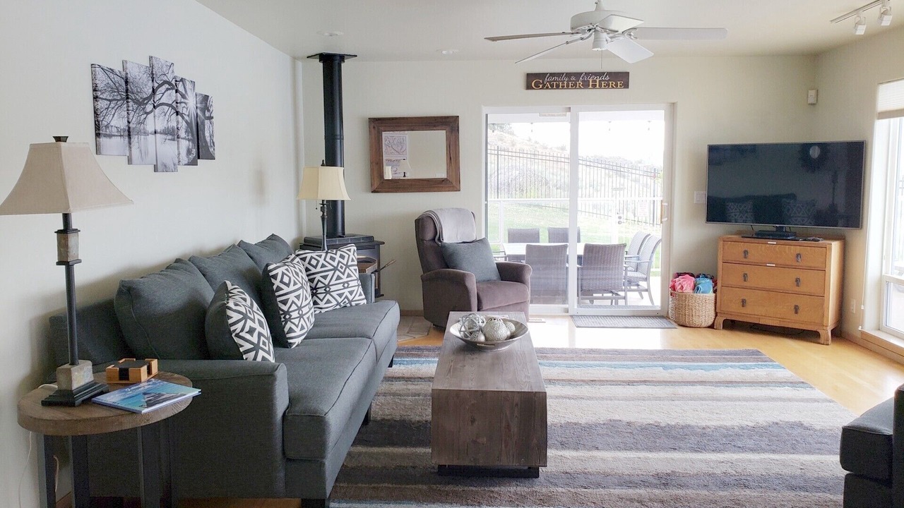 Photo of Livingroom in Chelan