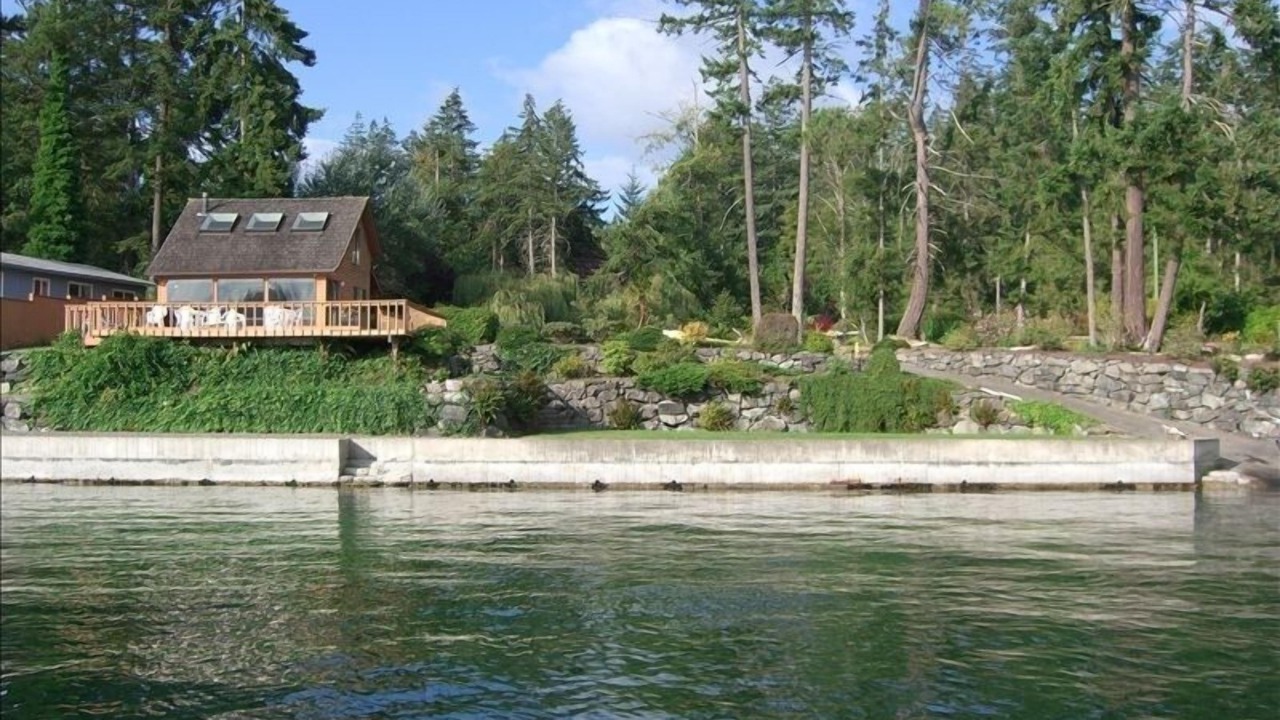 Photo of Others in Fox Island