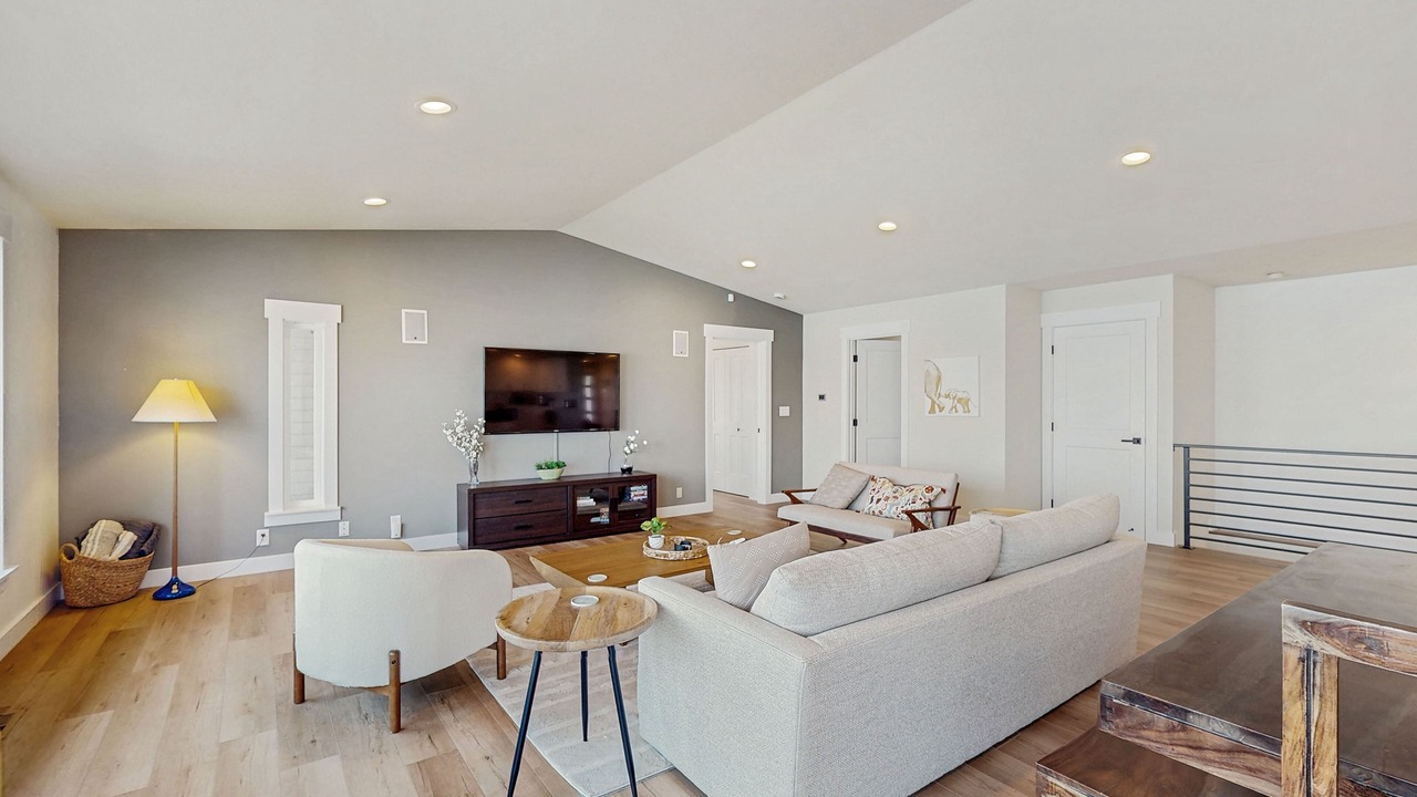 Photo of Livingroom in Chelan