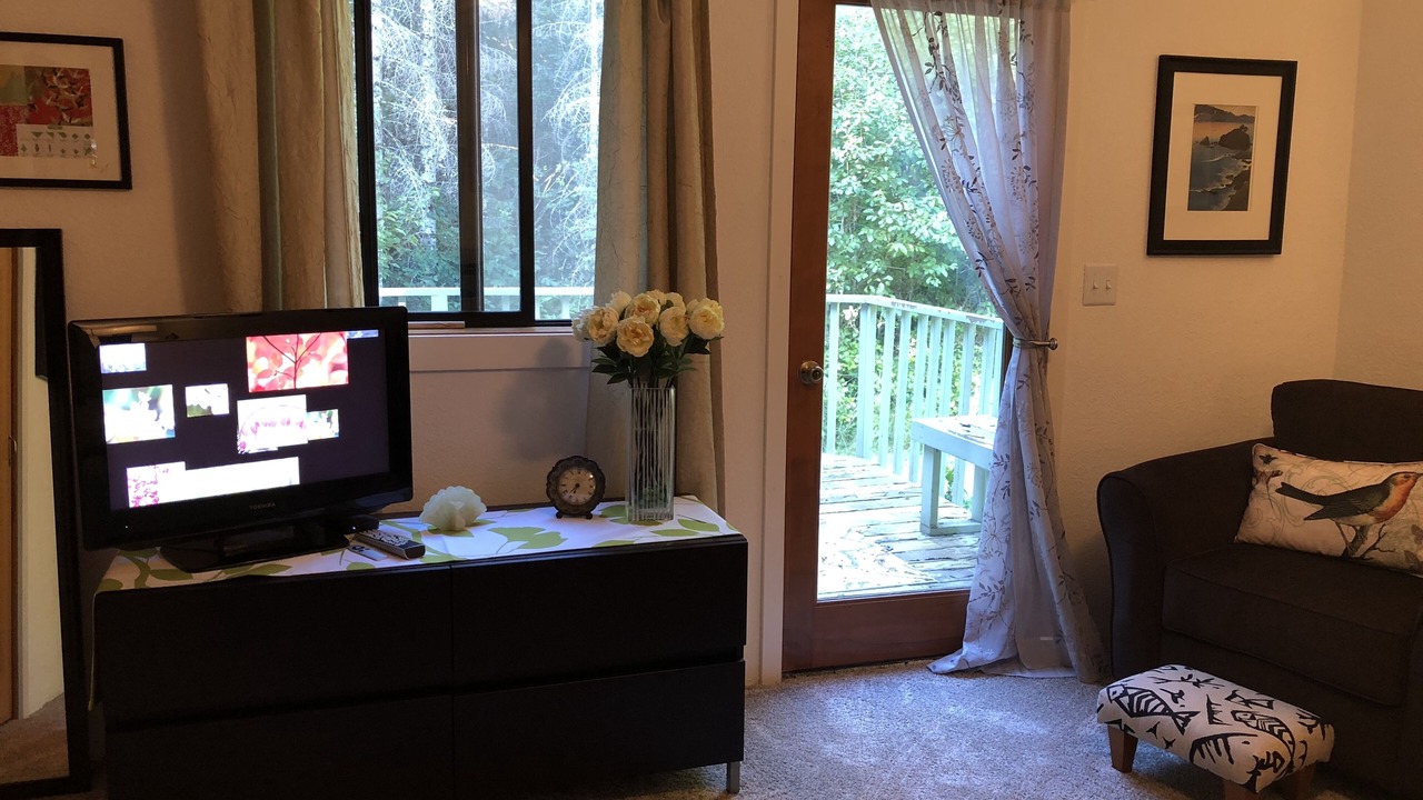 Photo of Livingroom in Shelton