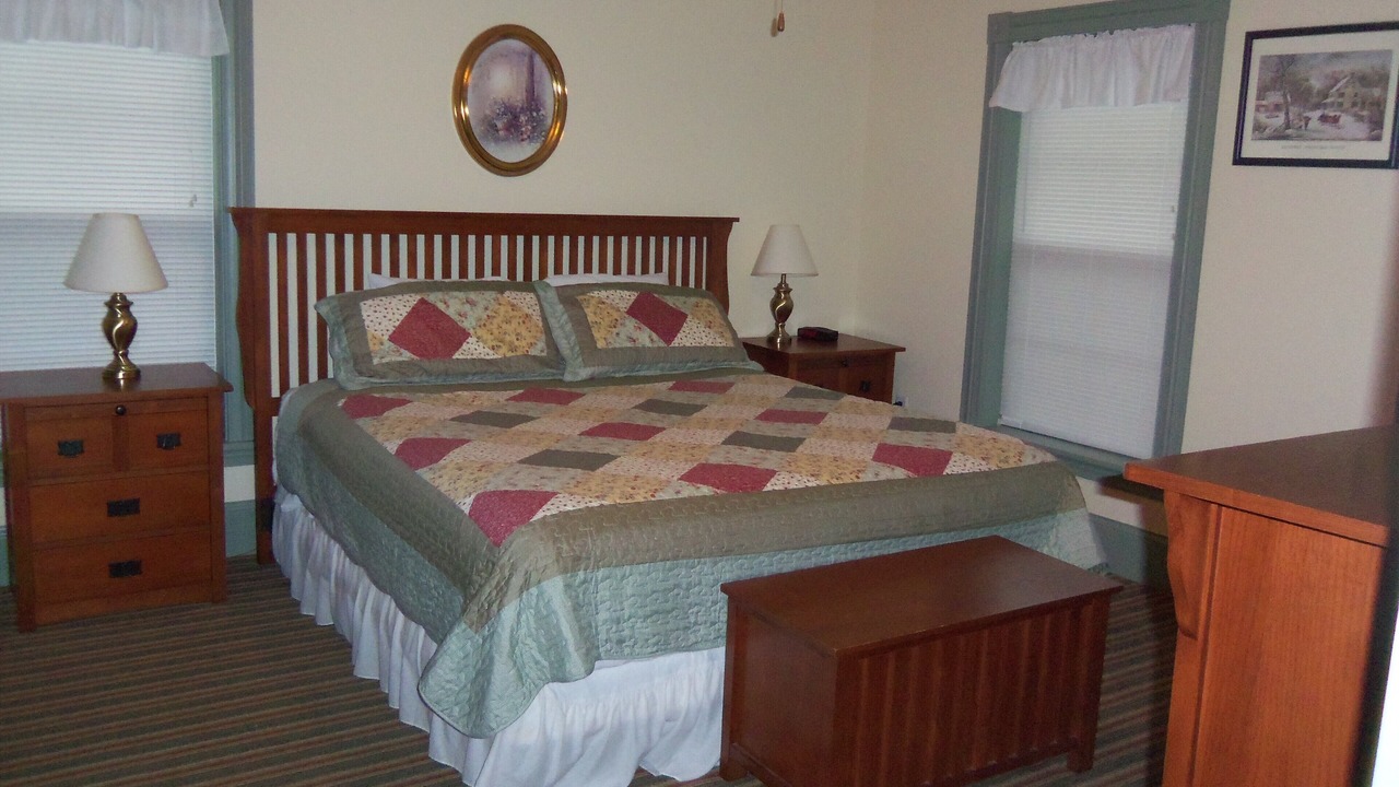 Photo of Bedroom in Nauvoo