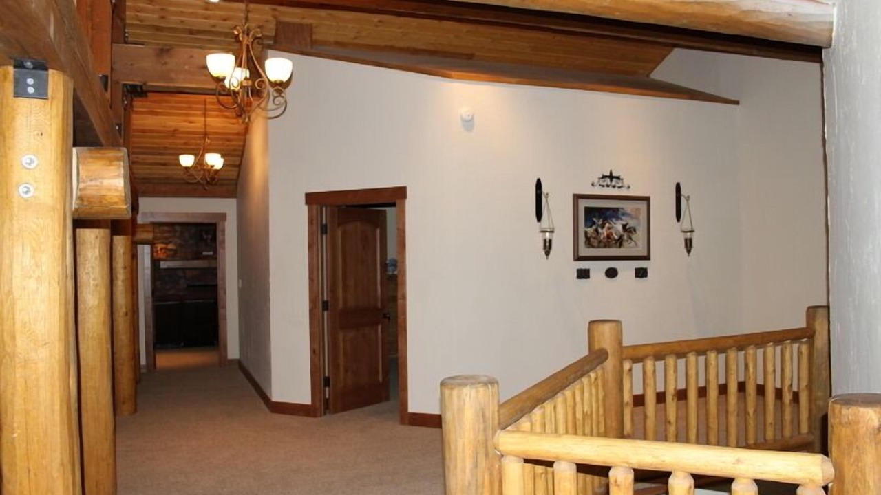 Photo of Bedroom in Windcliff Estates