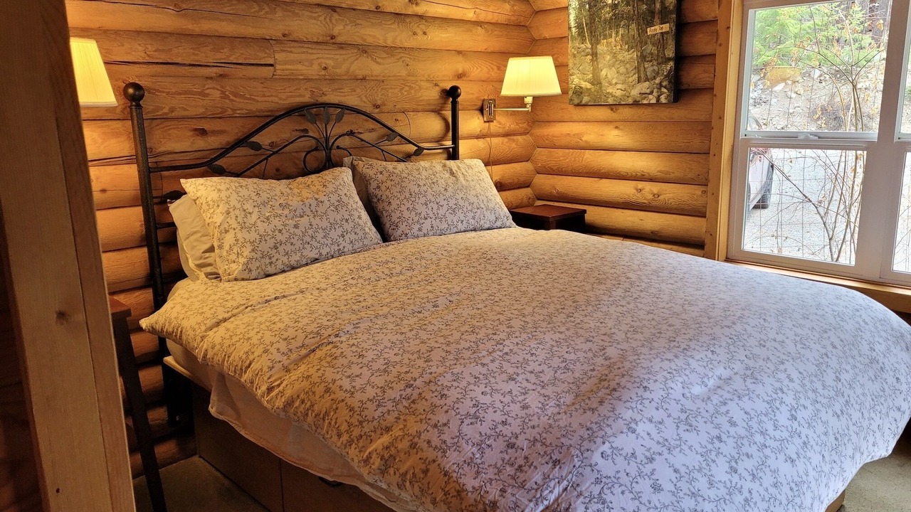 Photo of Bedroom in Winthrop