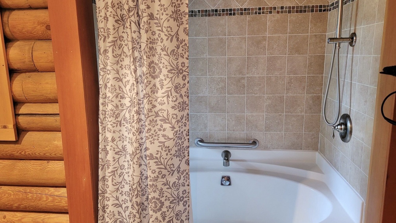 Photo of Bathroom in Winthrop