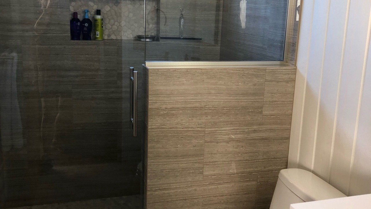 Photo of Bathroom in Freeland