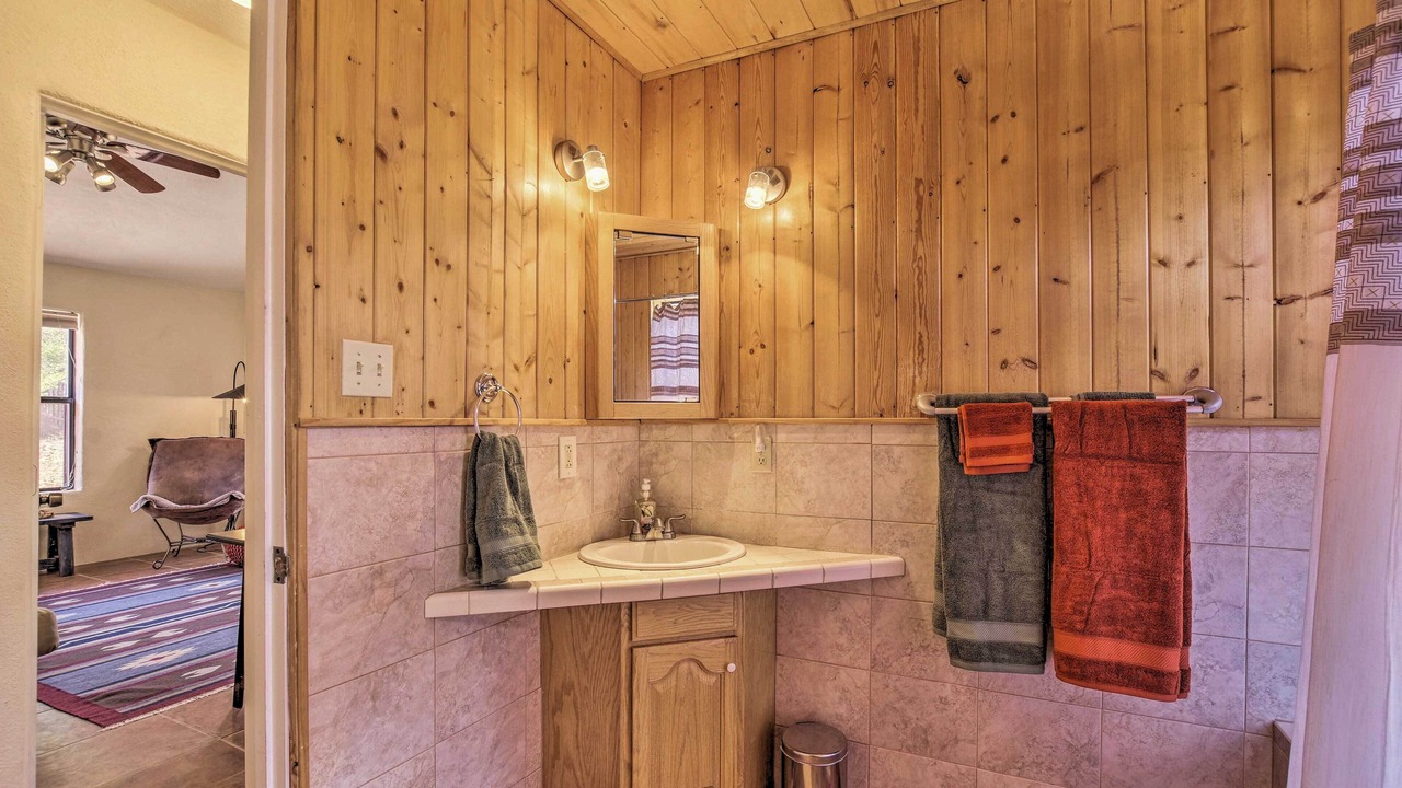 Photo of Bathroom in Rowe
