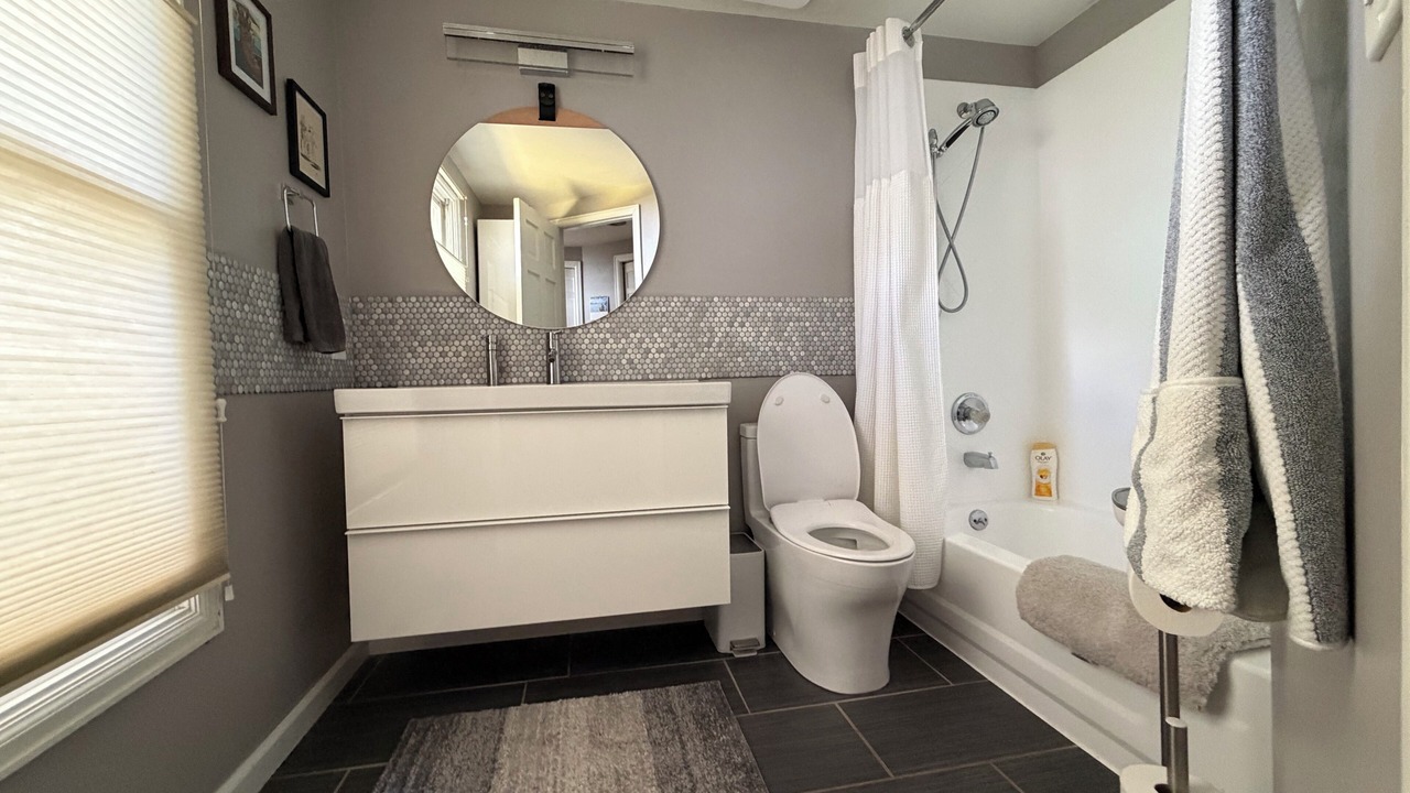 Photo of Bathroom in Rural North Boulder