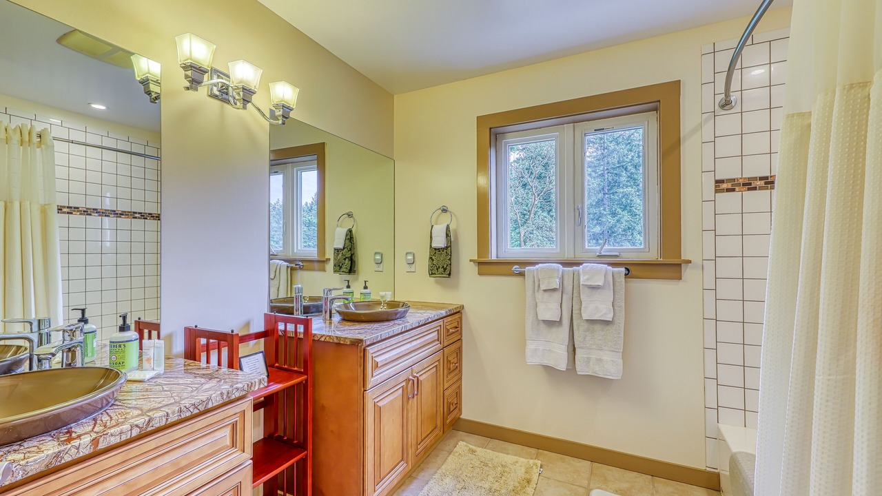 Photo of Bathroom in Eastsound