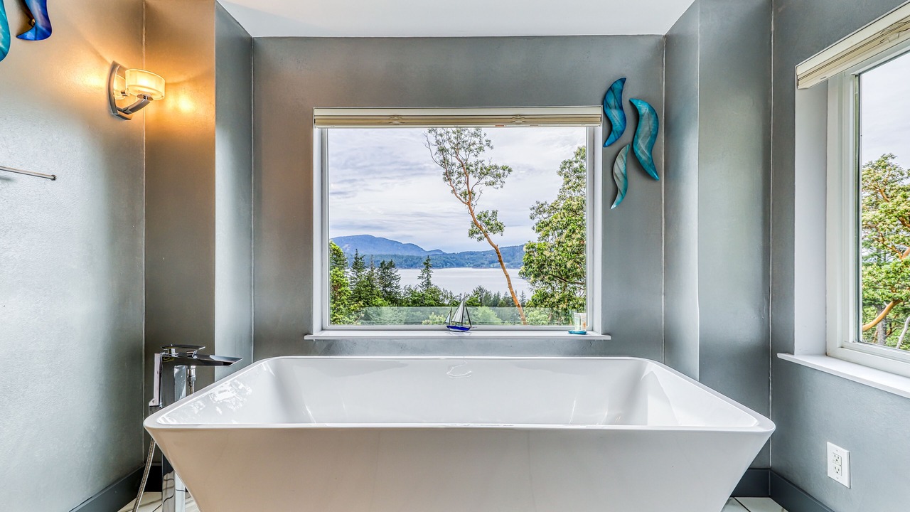 Photo of Bathroom in Eastsound