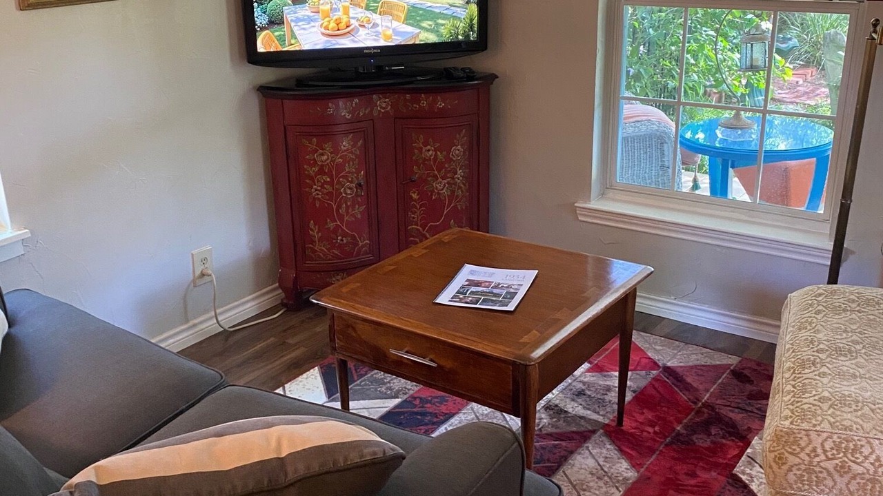 Photo of Livingroom in Oak Cliff