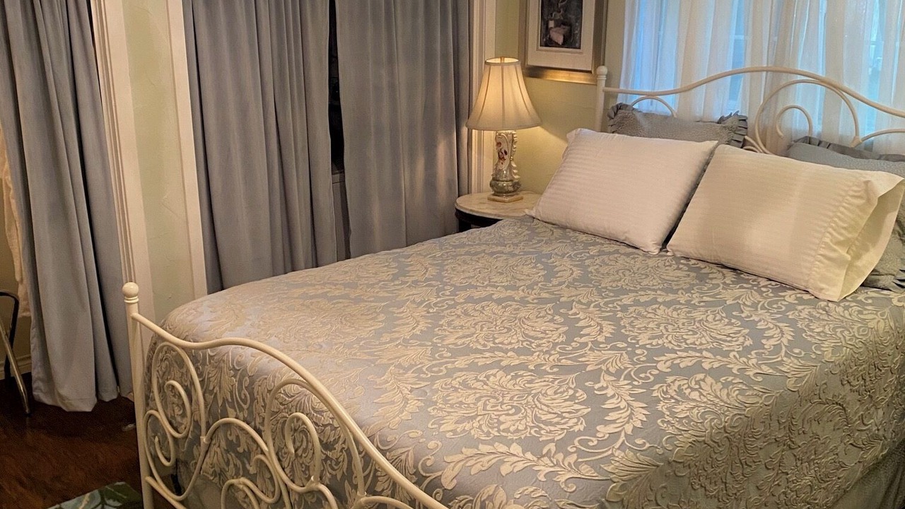 Photo of Bedroom in Oak Cliff