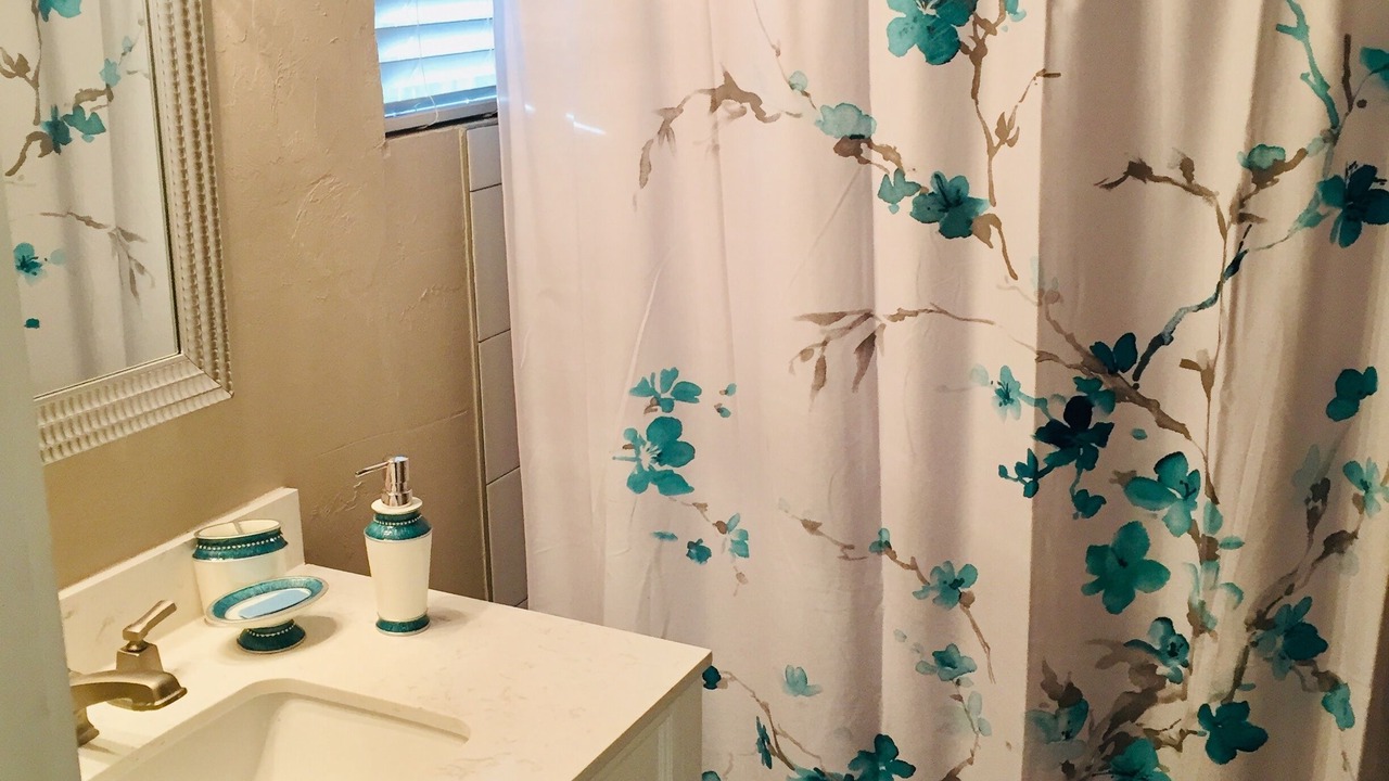 Photo of Bathroom in Central Oklahoma City