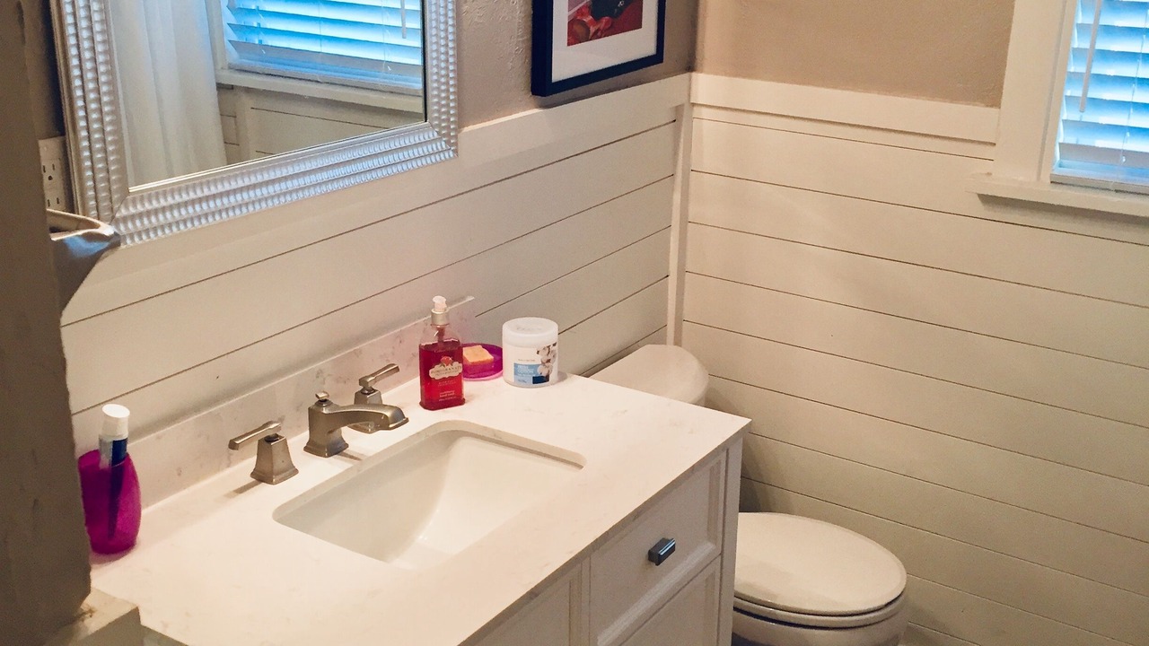 Photo of Bathroom in Central Oklahoma City