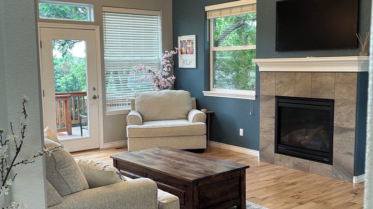Photo of Livingroom in Lafayette