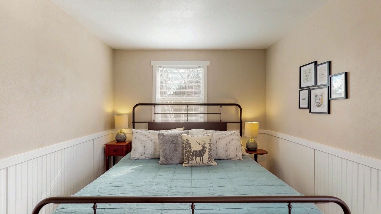 Photo of Bedroom in Manson