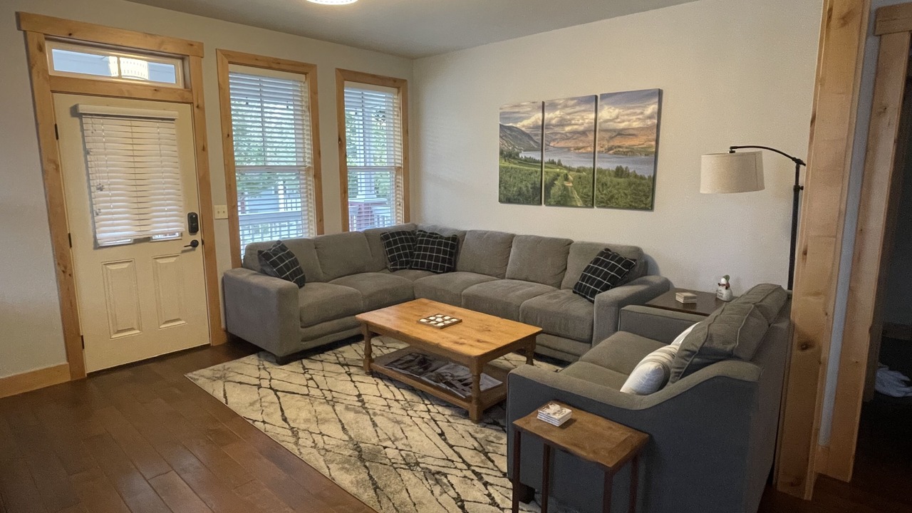 Photo of Livingroom in Chelan