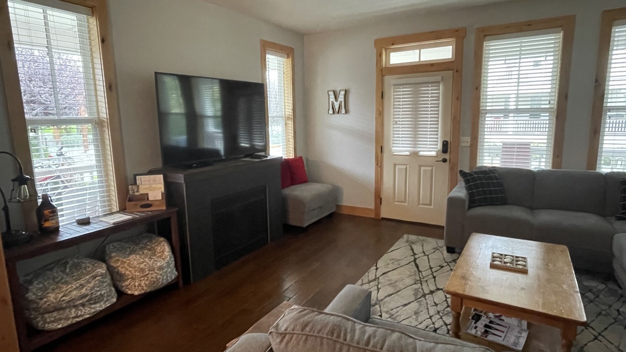 Photo of Livingroom in Chelan