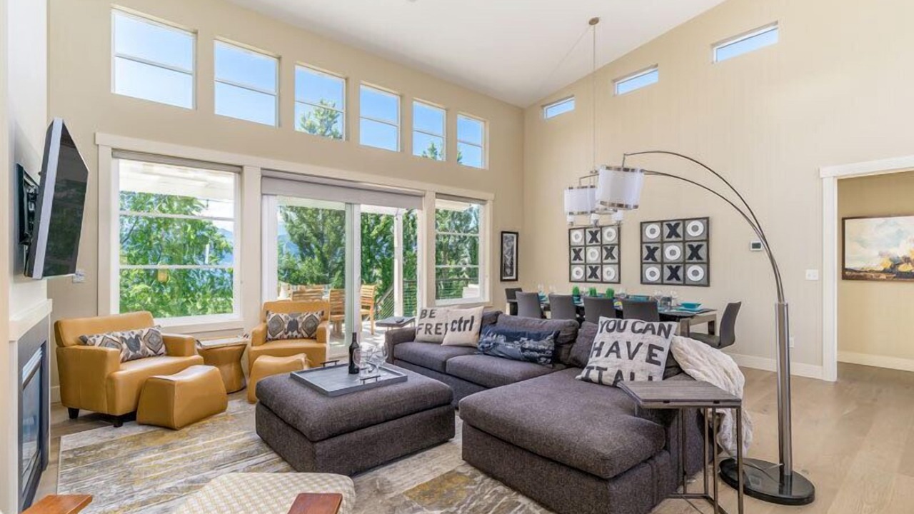 Photo of Livingroom in Chelan