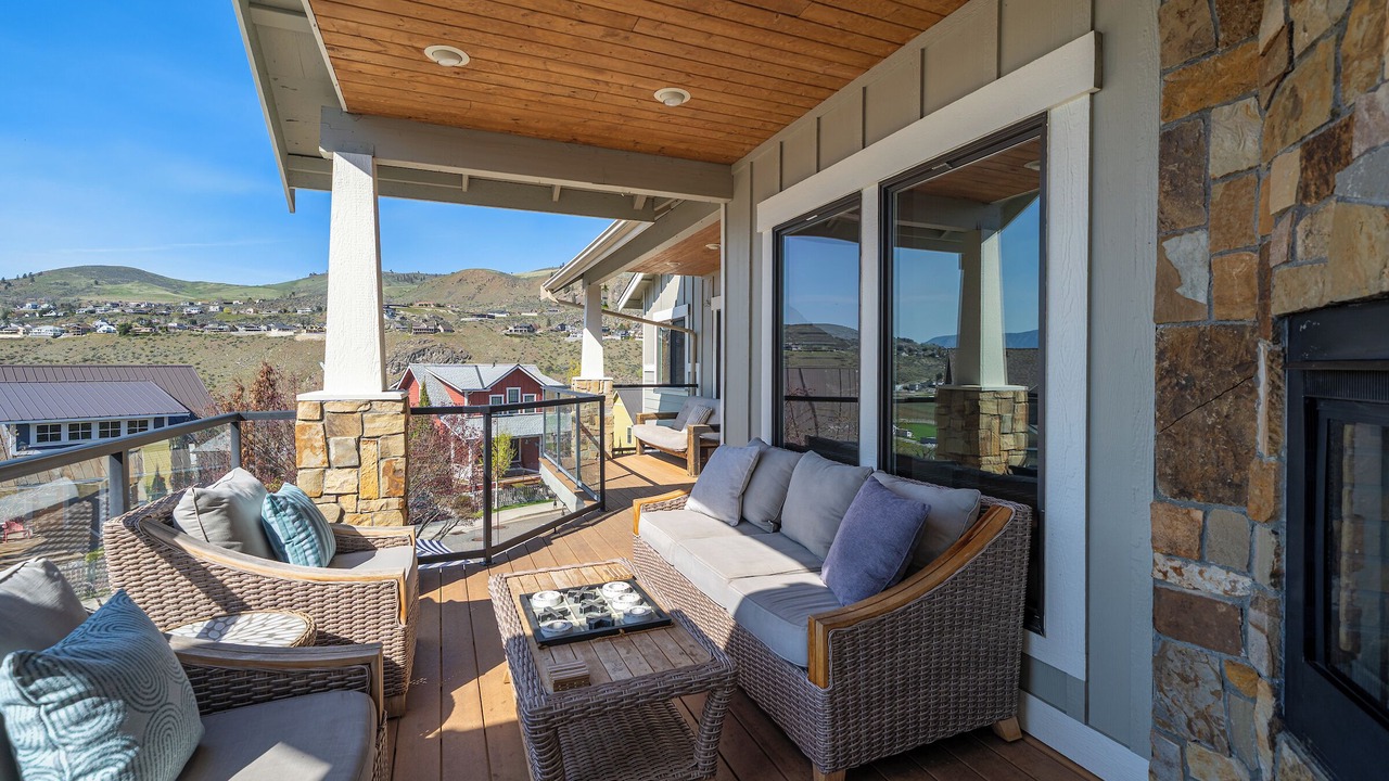 Photo of Patio Balcony in Chelan