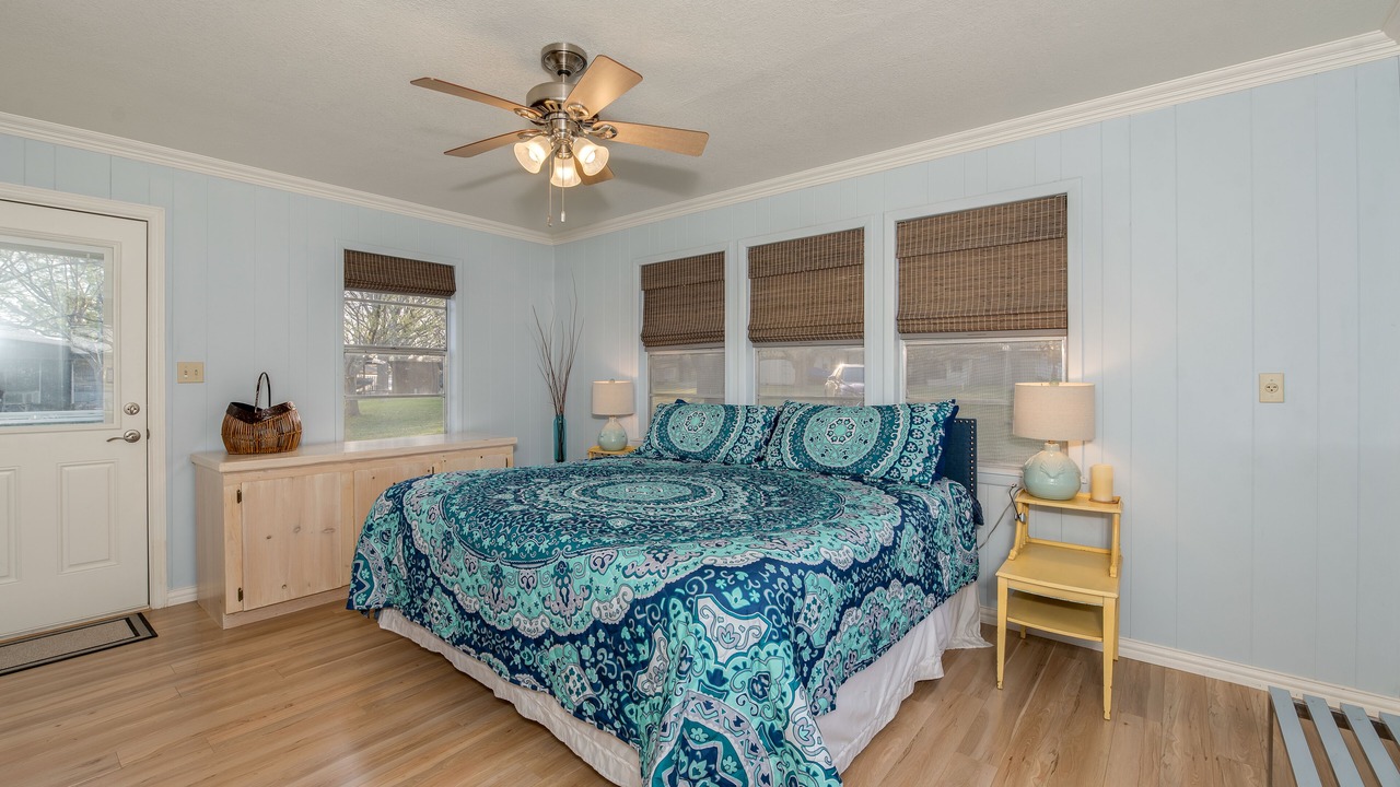 Photo of Bedroom in Graford