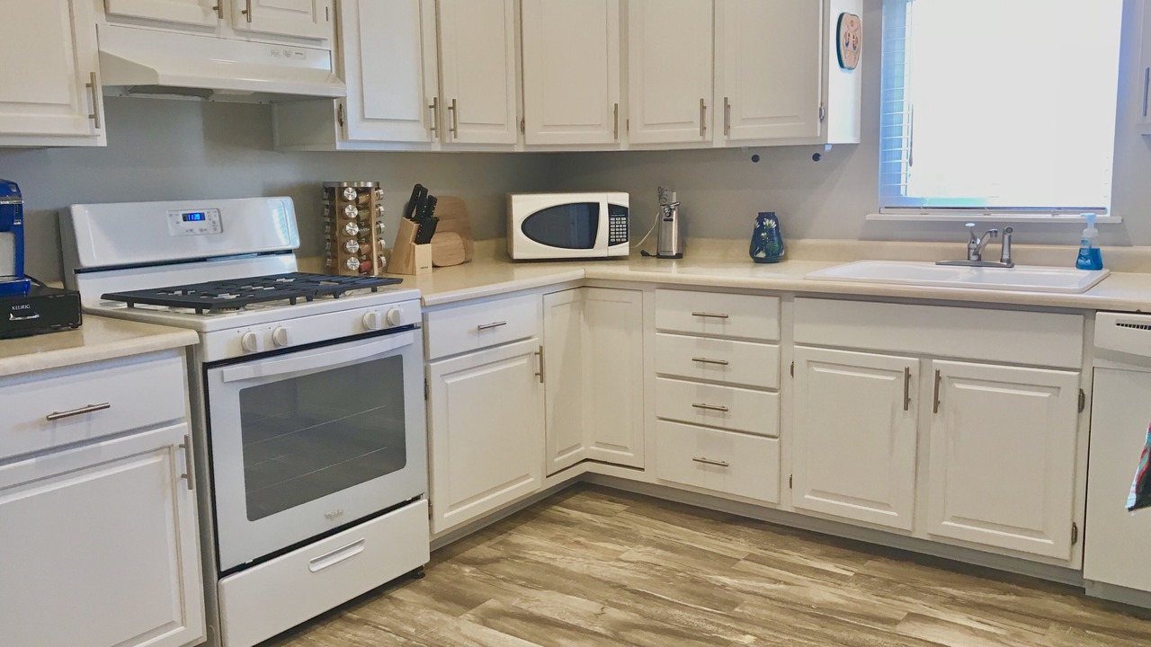 Photo of Kitchen in Alamedan Valley