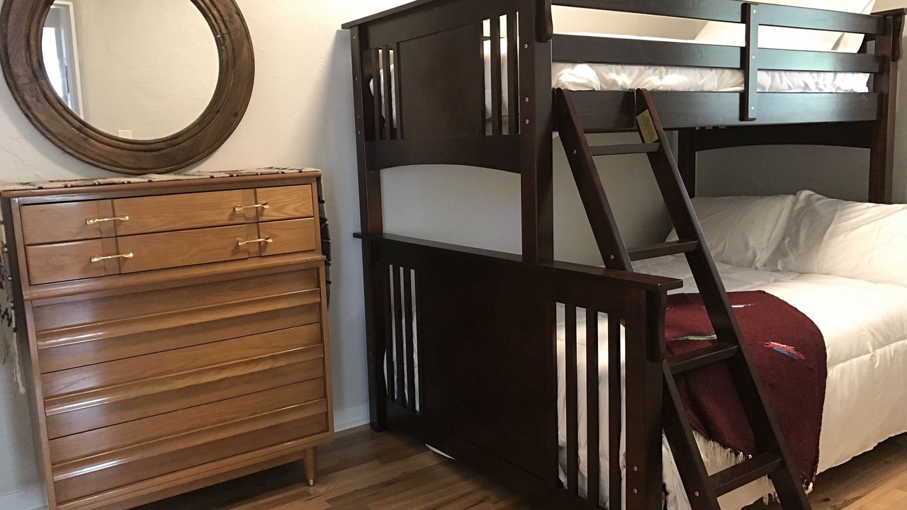 Photo of Bedroom in Alamedan Valley