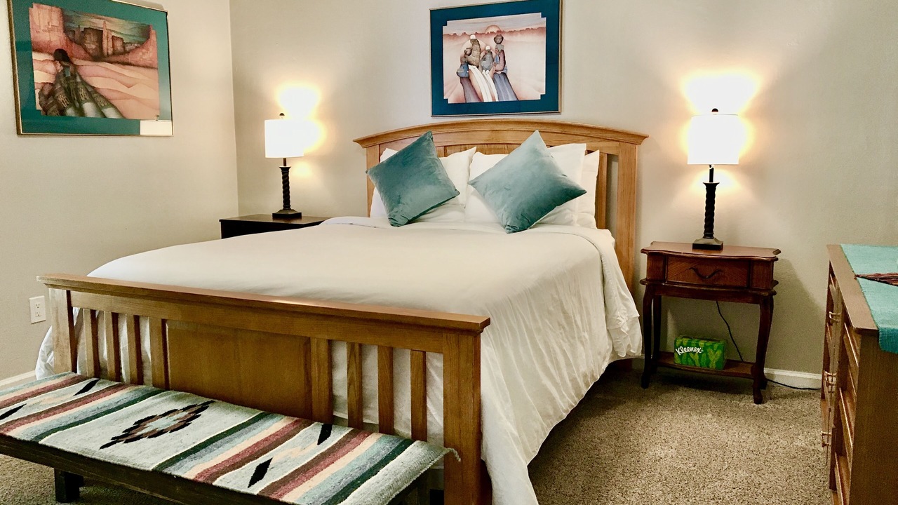 Photo of Bedroom in Alamedan Valley