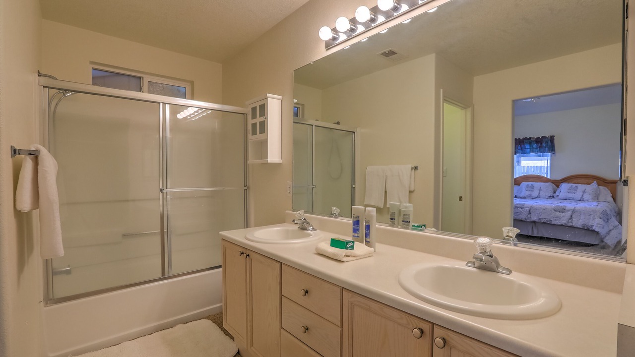 Photo of Bathroom in Nor Este