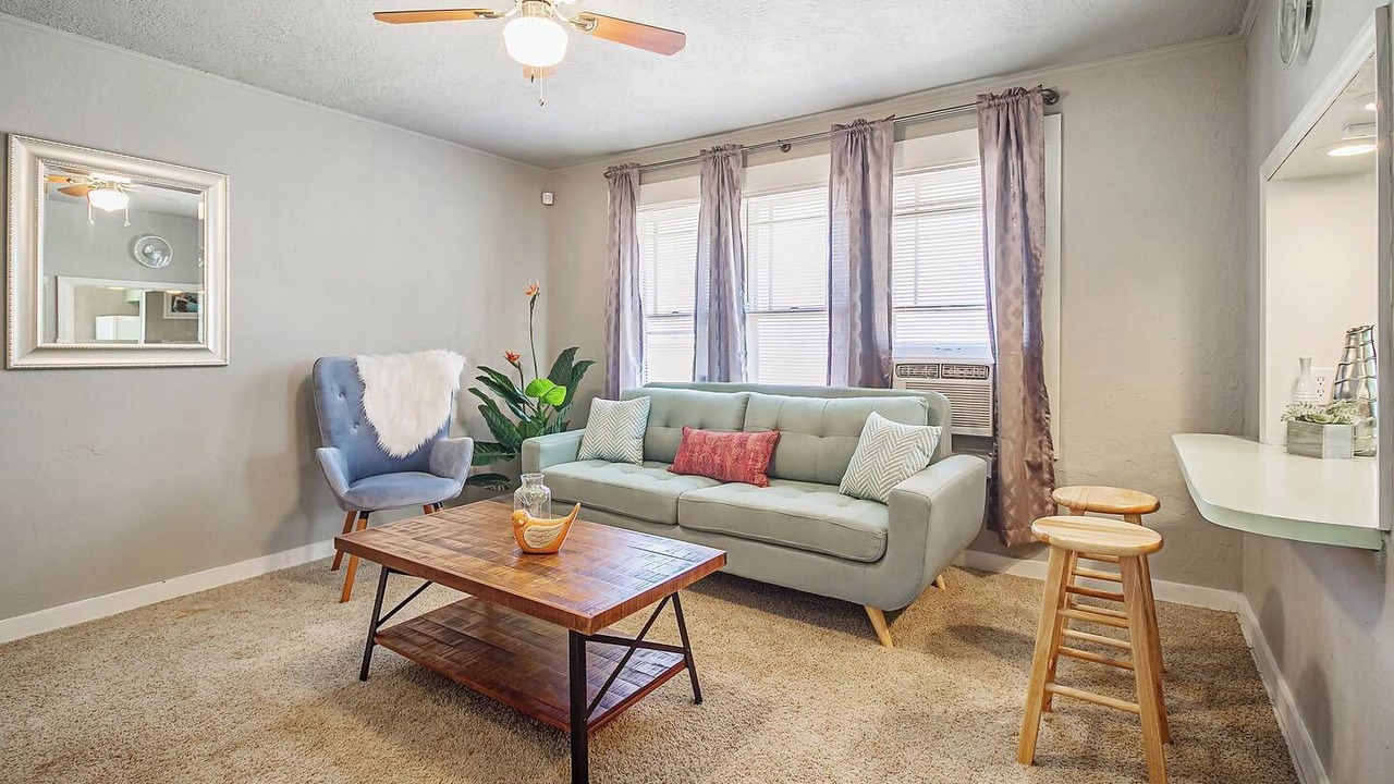 Photo of Livingroom in Central Oklahoma City