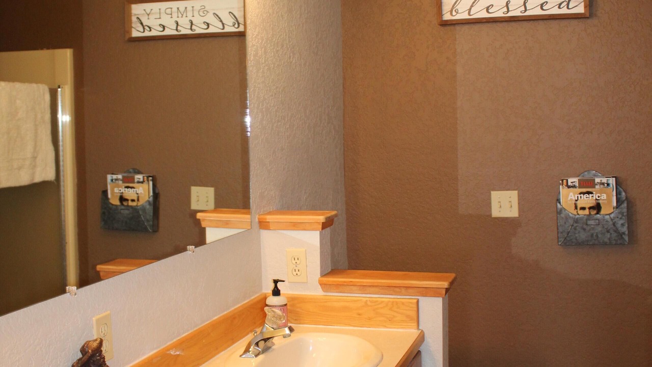 Photo of Bathroom in Okanogan