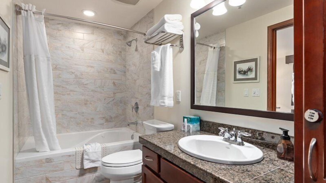 Photo of Bathroom in Chelan