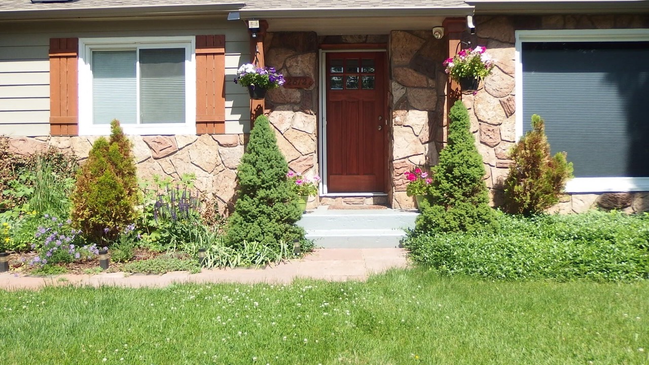 Photo of Outdoor in Baseline Sub