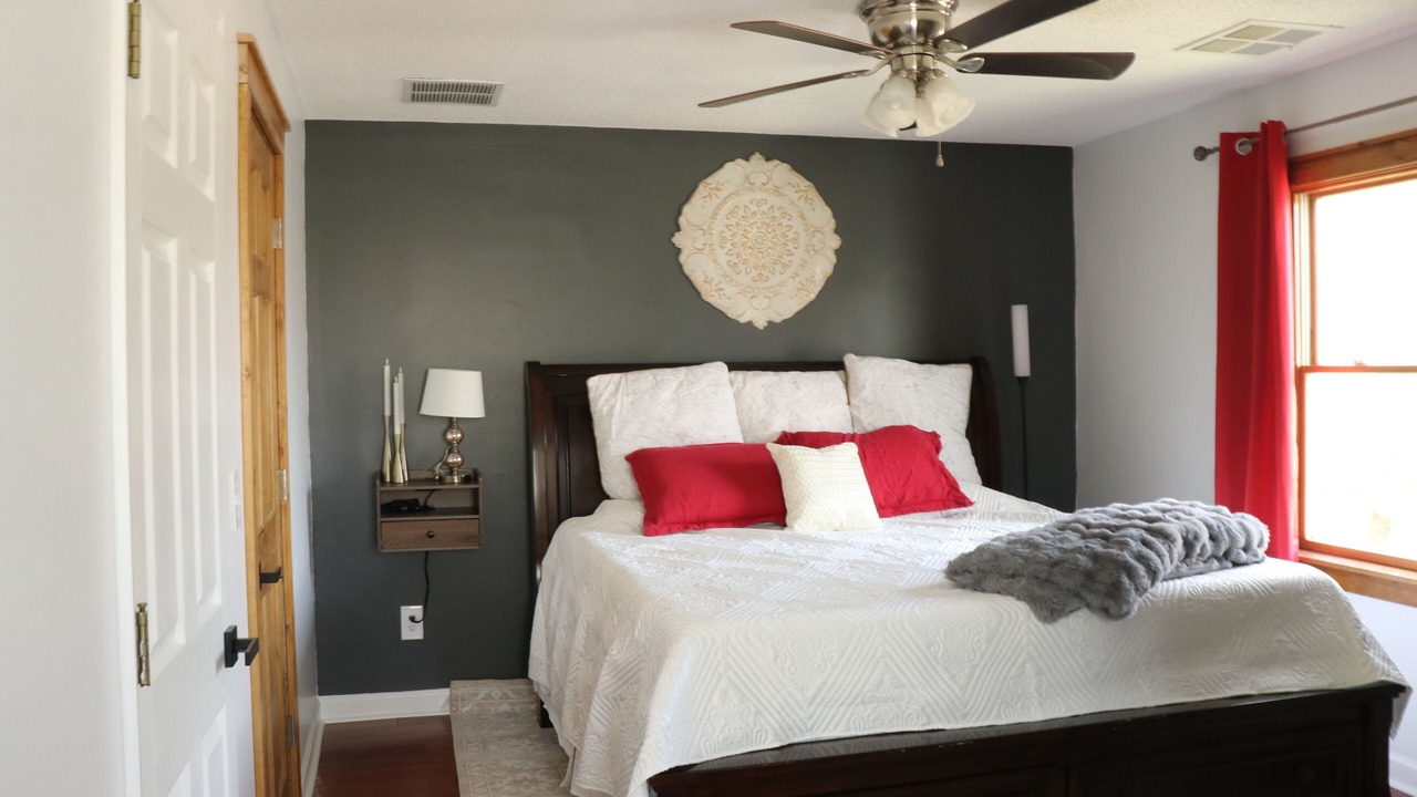 Photo of Bedroom in Olathe