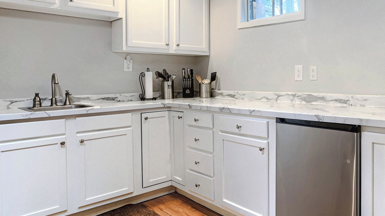 Photo of Kitchen in Devil's Thumb - Rolling Hill