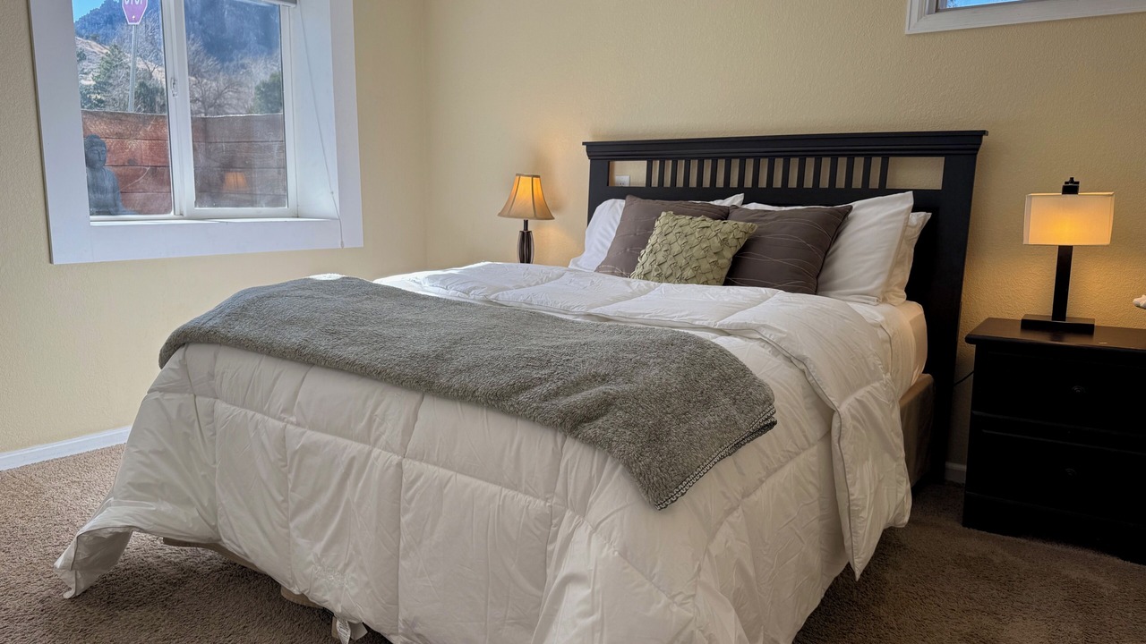 Photo of Bedroom in Devil's Thumb - Rolling Hill