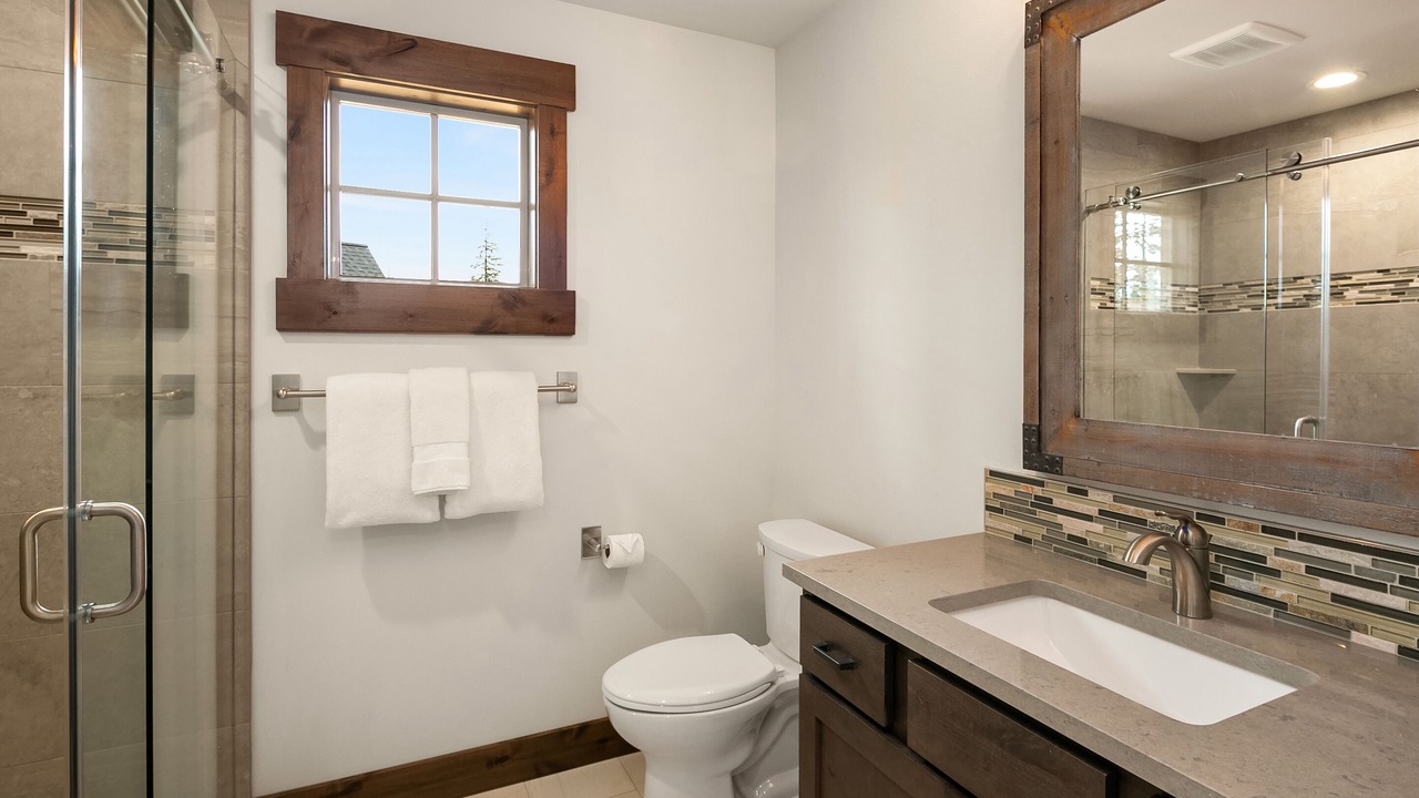 Photo of Bathroom in Cle Elum