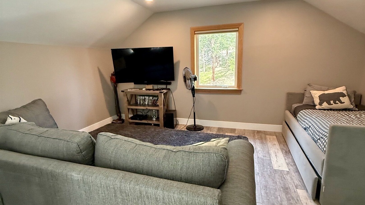 Photo of Bedroom in Conifer Mountain and Meadows