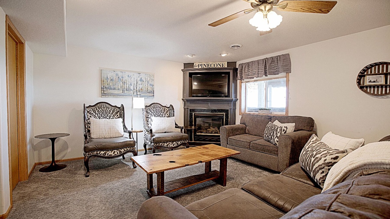 Photo of Livingroom in Yankton