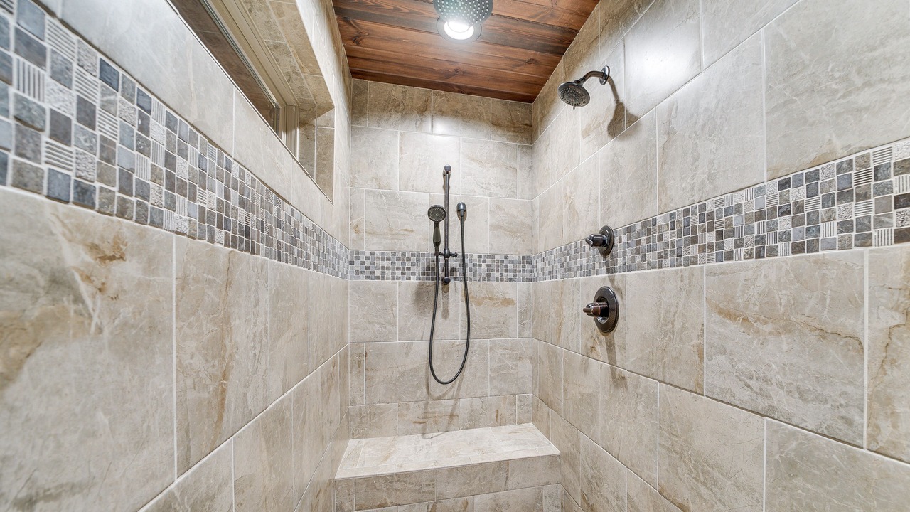 Photo of Bathroom in Golden