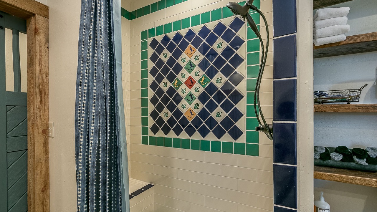 Photo of Bathroom in Canyon