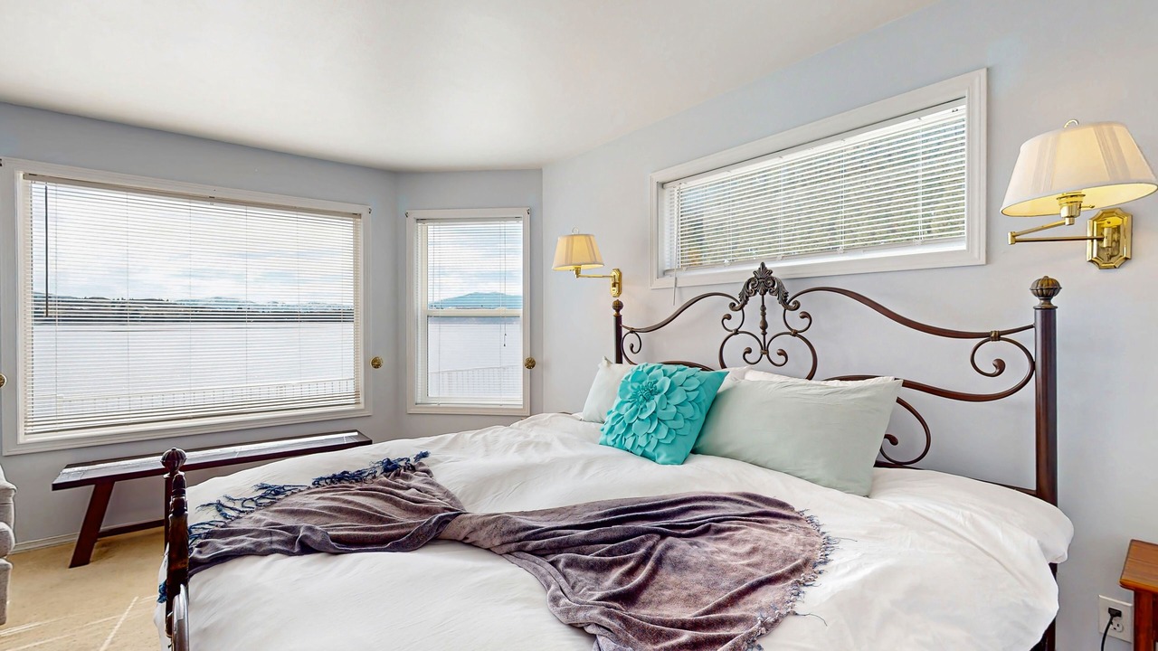 Photo of Bedroom in Chelan