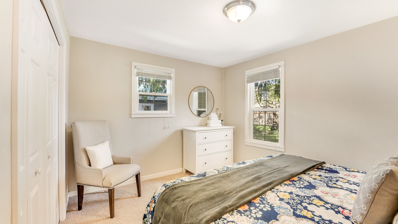 Photo of Bedroom in Wapato Point