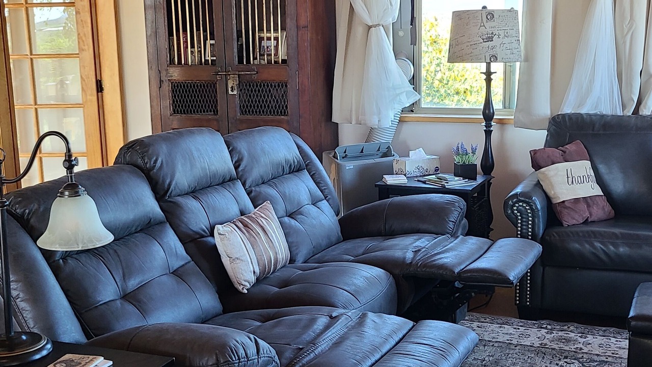 Photo of Livingroom in Taos