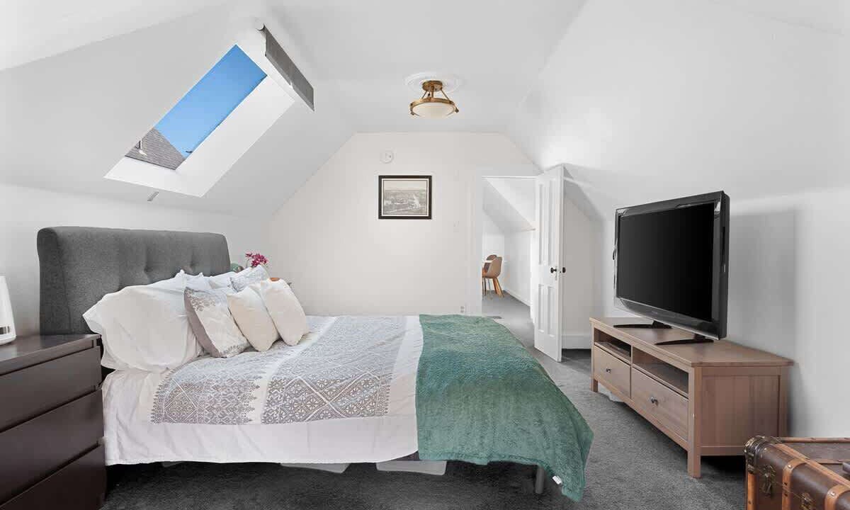 Photo of Bedroom in Washington Park West