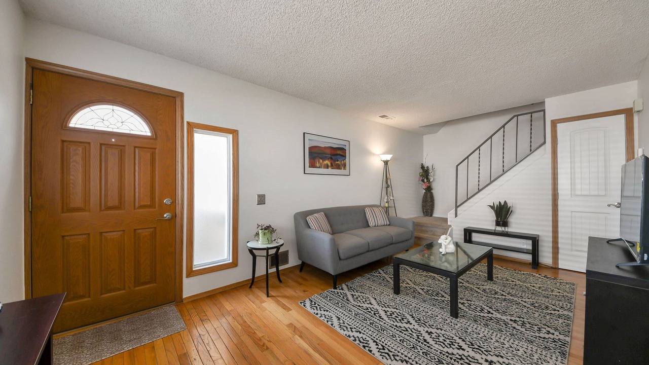 Photo of Livingroom in Hampden South